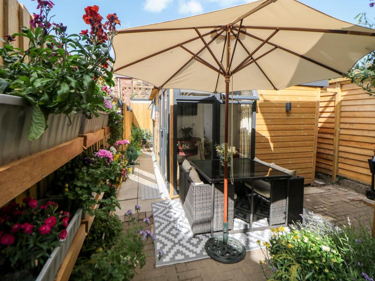 Garden Suite Dronfield Exterior foto